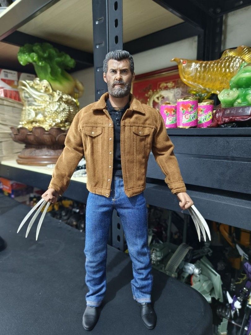 Logan Steel Wolf Wolverine 1/6 Scale Figure (Category: Figurines & Statues) located in Manila. Submitted by starenergy (Listing ID 1441667779, Image 2). Description: - Hot Toys Logan Steel Wolf 1/6 scale action figure - Based on the movie character - Features signature Wolverine claws - Original box included - Ideal collectible for X-Men fans ONE TOYS LOGAN 1:6 SCALE AS IS ONLY!.