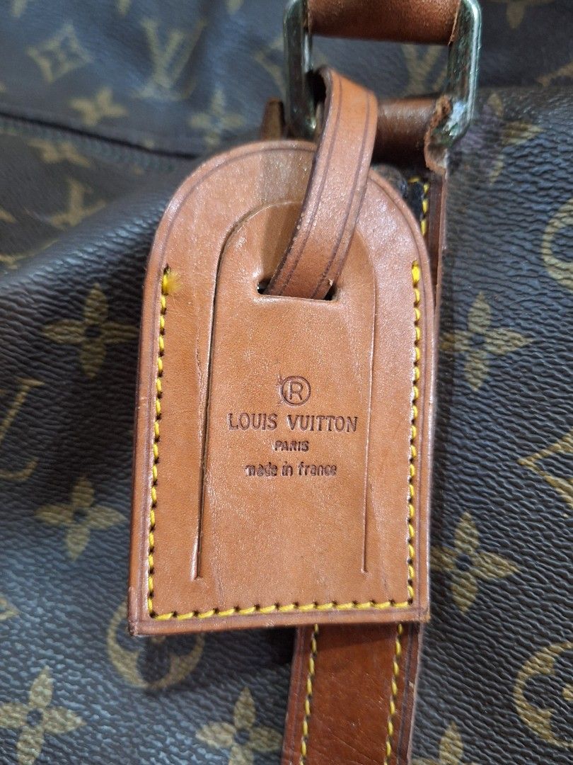 Louis Vuitton Monogram Keepall Duffle Bag (Category: Shoulder Bags) located in Puerto Princesa. Submitted by jercksthriftph (Listing ID 1441626940, Image 3). Description: Louis Vuitton Keepall duffle bag malaki po ito Very Good Condition , need cleaning item is thrifted/ukay.