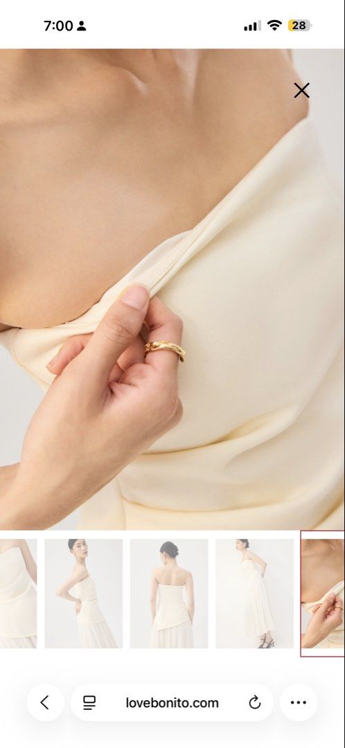 Love Bonito Brafree Tencel Asymmetric Hem Tube Top (Category: Sleeveless) located in Singapore. Submitted by 2ndbuy (Listing ID 1441733439, Image 3). Description: .