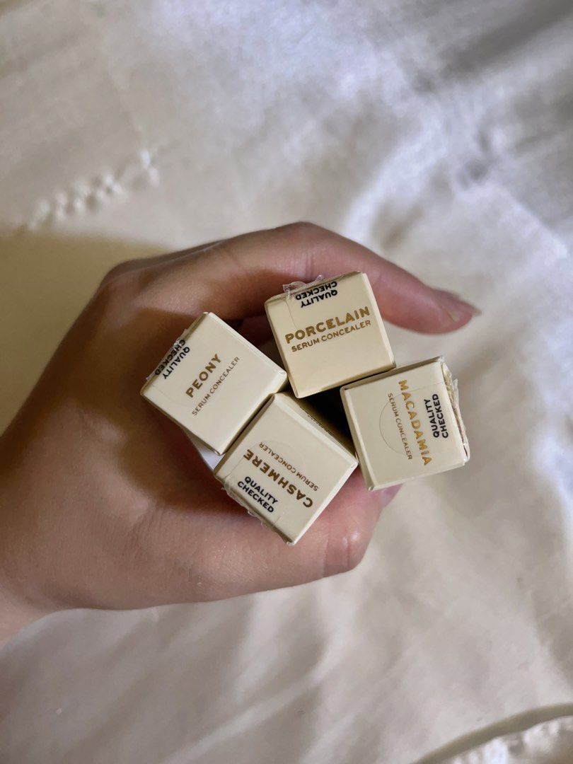 lucky beauty serum concealer (Category: Makeup) located in Quezon City. Submitted by jigglypuff0 (Listing ID 1441766823, Image 1). Description: SRP: ₱349 shades: porcelain macadamia peony cashmere.