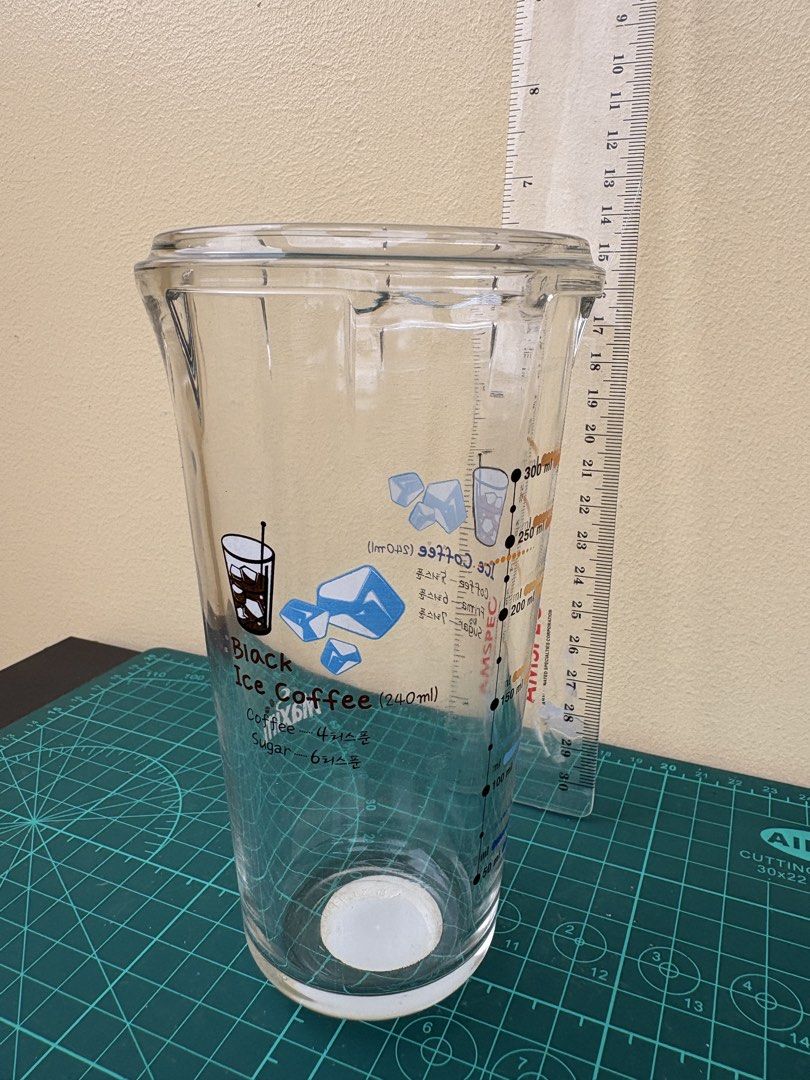 Maxim iced coffee maker (Category: Other Kitchenware & Tableware) located in Antipolo. Submitted by anabri (Listing ID 1441678125, Image 3). Description: - Perfect for making iced coffee at home - Includes measurements for coffee, frima, and sugar - Glass Measuring Cup for Ice Coffee Drinks - Doesn’t come w lid, no lid - See photos for details.