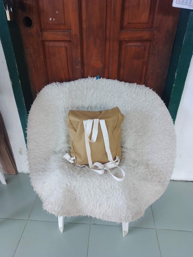 Mc Donald (Category: Luxury Bags & Wallets) located in Polomolok. Submitted by youngforest-2089 (Listing ID 1441625654, Image 3). Description: excellent condition issues need wash.