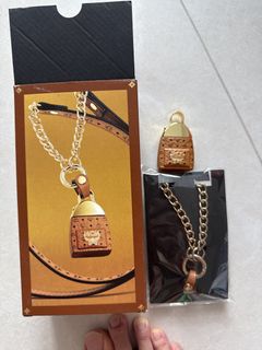 (Category: ) located in . Submitted by jy_sg_ (Listing ID 1441622903, Image 1). Description: .