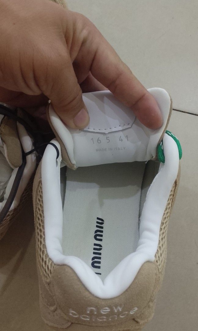 MIU MIU NEW BALANCE (Category: Sneakers) located in Iloilo. Submitted by skerittt (Listing ID 1441754453, Image 3). Description: MIU MIU NEW BALANCE SIZE 41 NO FLAWS.