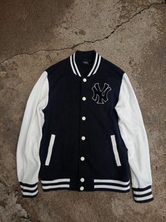 (Category: ) located in . Submitted by reymartthrift (Listing ID 1441669034, Image 1). Description: .