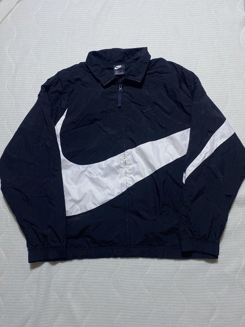 Nike big swoosh windbreaker (Category: Sets & Coordinates) located in Bayambang. Submitted by jay_mer (Listing ID 1441605354, Image 2). Description: Nike big swoosh windbreaker Issue nasa pic.
