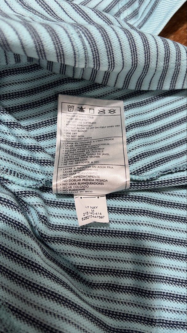 Nike Sports Sleveeless (Category: Sleeveless) located in Bacoor. Submitted by pktd10 (Listing ID 1441741290, Image 3). Description: .