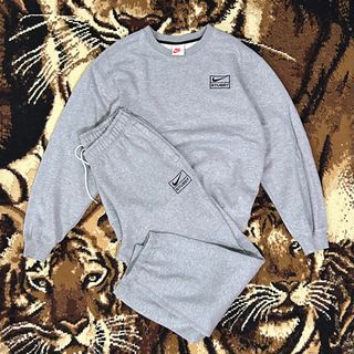 (Category: ) located in . Submitted by live.love.garments (Listing ID 1441676801, Image 1). Description: .