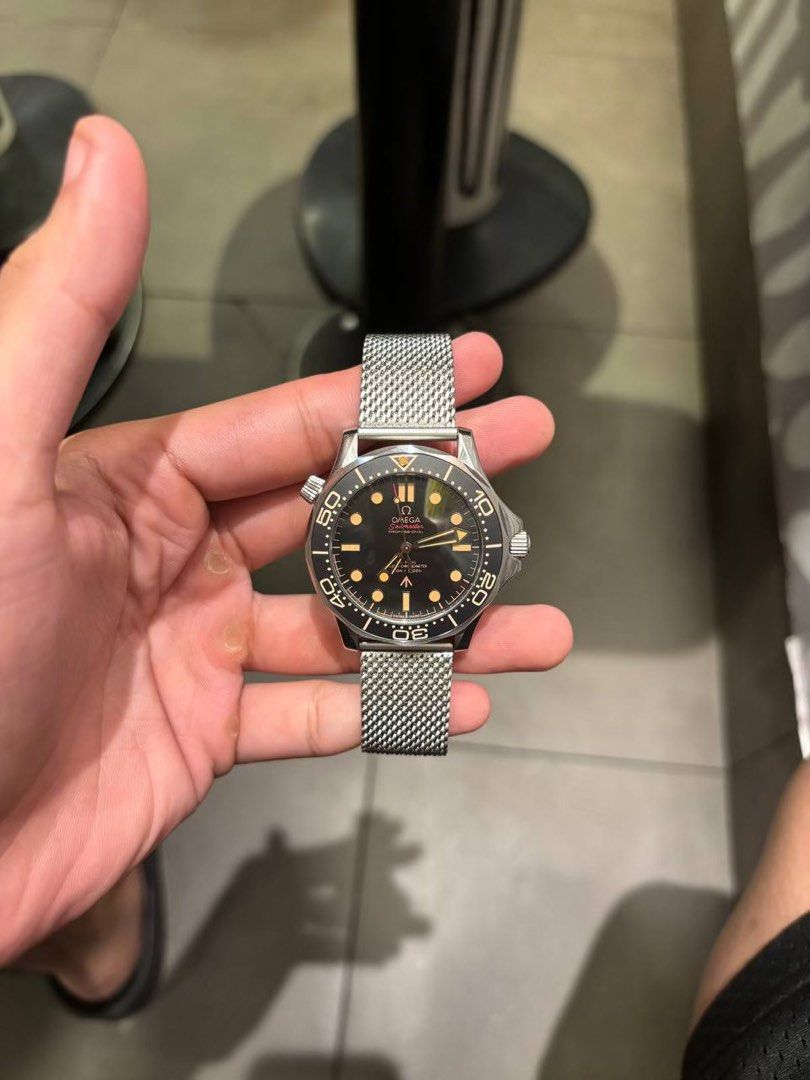 Omega Seamaster Diver 300M Co-Axial Master Chronometer (Category: Luxury Watches) located in Manila. Submitted by zhen_09 (Listing ID 1441632948, Image 1). Description: - Omega Seamaster Diver 300M - 42mm Stainless Steel Case - Co-Axial Master Chronometer Movement - Automatic - Water Resistant 300m (1000ft) - Stainless Steel Mesh Bracelet - Ideal for Diving and Everyday Wear - Comes with Original Box and Papers - strictly payment first.