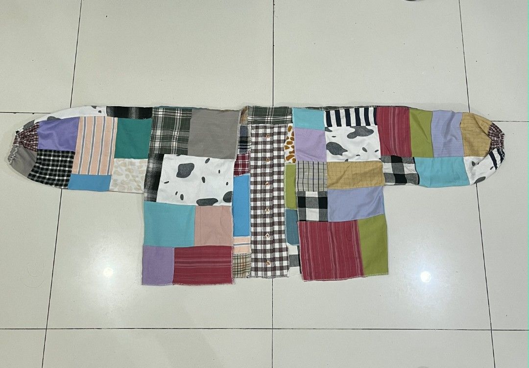 OUTER PATCHWORK (Kategori: Atasan) berada di Sragen. Dikirim oleh yuusrin (ID iklan 1441712911, Gambar 1). Deskripsi: LD 140 Panjang 51.