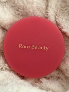 (Category: ) located in . Submitted by carlyyy.lovesbratz (Listing ID 1441654082, Image 1). Description: .