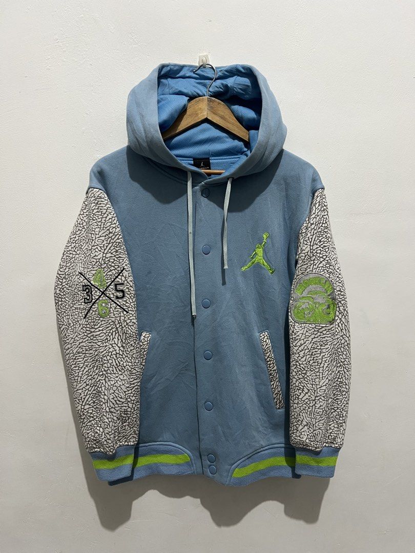 Rare Overall Jordan Brooklyn Bridge (Category: Activewear) located in Bacoor. Submitted by basicthrift (Listing ID 1441588188, Image 1). Description: Excellent condition Almost bnew pareho Overall up size m on tag can fit up to XL down size L .
