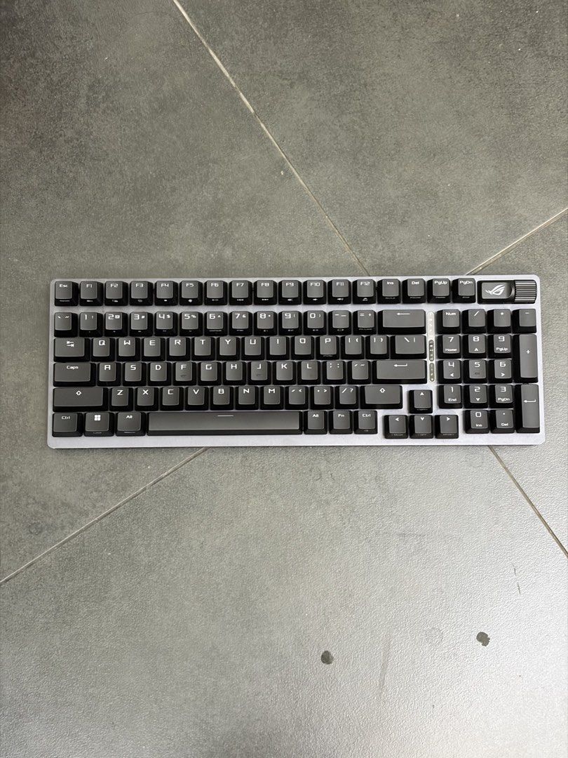 ROG Strix Scope II 96 Wireless Gaming Keyboard471996419854848001