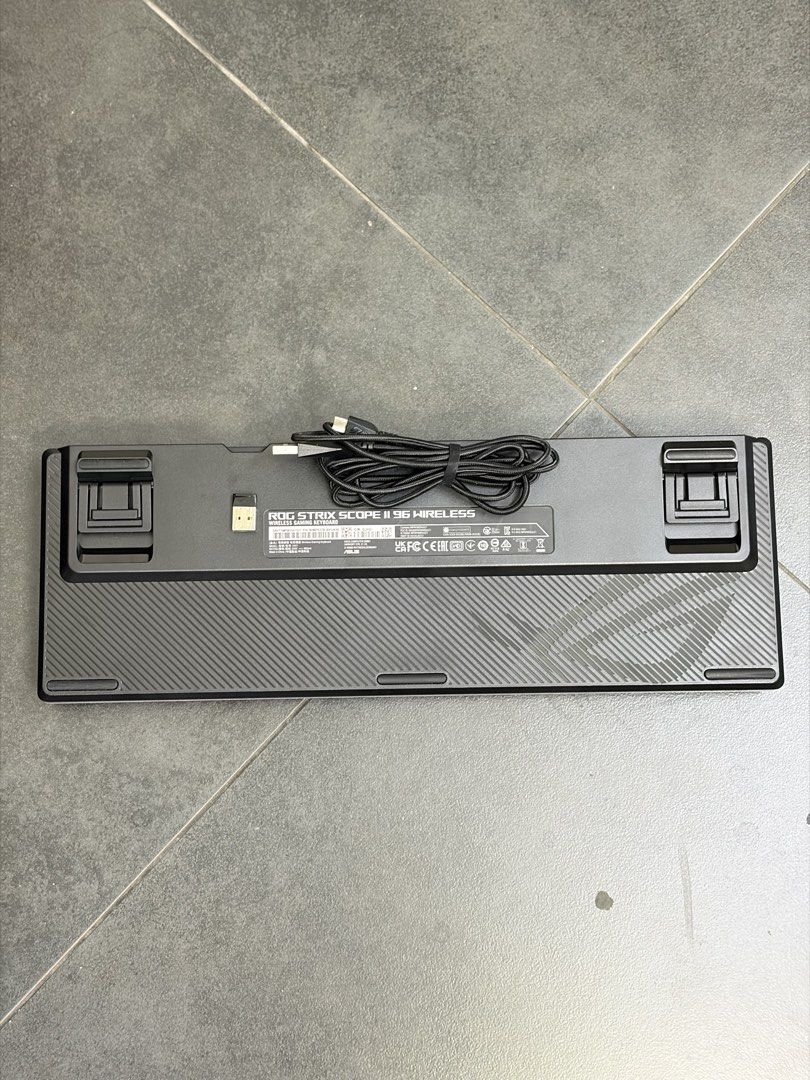 ROG Strix Scope II 96 Wireless Gaming Keyboard471996419854848003