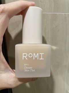 (Category: ) located in . Submitted by winterwonderlandxo (Listing ID 1441702359, Image 1). Description: .