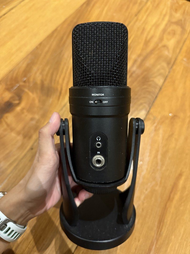 Samson gtrack pro usb mic (Category: Microphones) located in Manila. Submitted by cali.sil20 (Listing ID 1441713183, Image 3). Description: Selling my preloved samson gtrack pro bought from the US Meet up: Sm baliwag or *Taft avenue (around DLSU) *if taft avenue, i’m only available on monday and tuesday because of class schedule Open for delivery like lbc or lalamove as well (open for vc) Inclusions Mic Stand Does not come with: Microphone adapte
