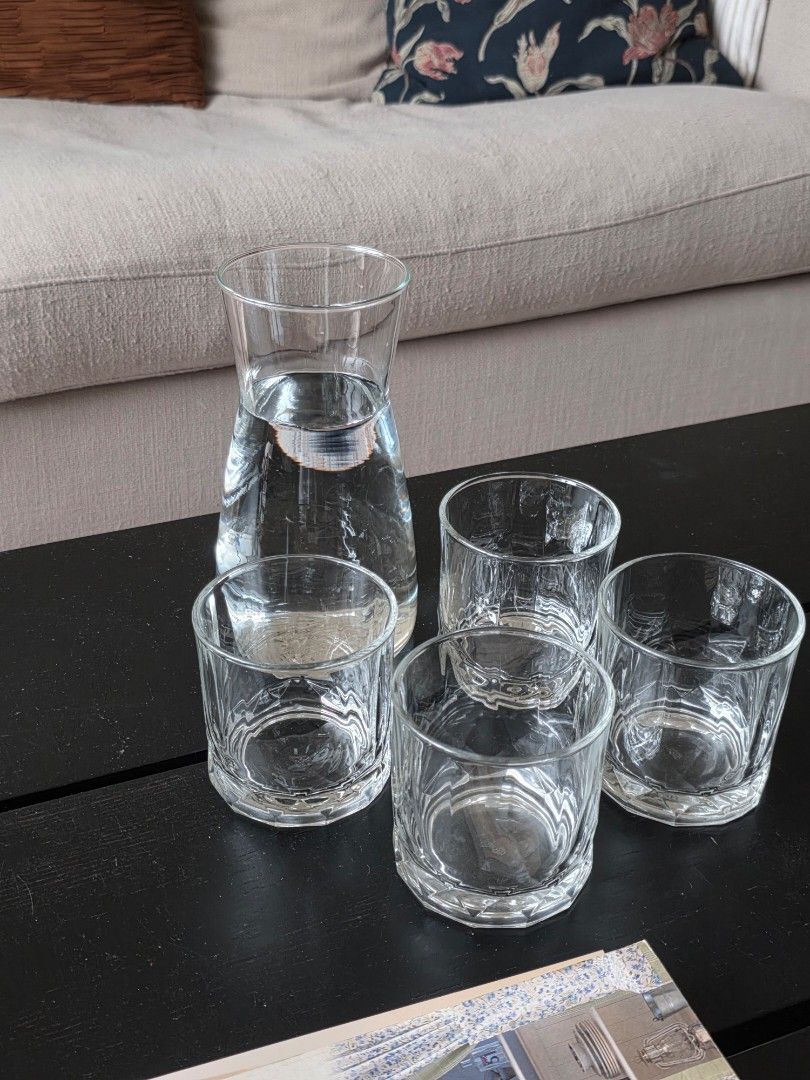 Set of 4 Clear Glass and pitcher