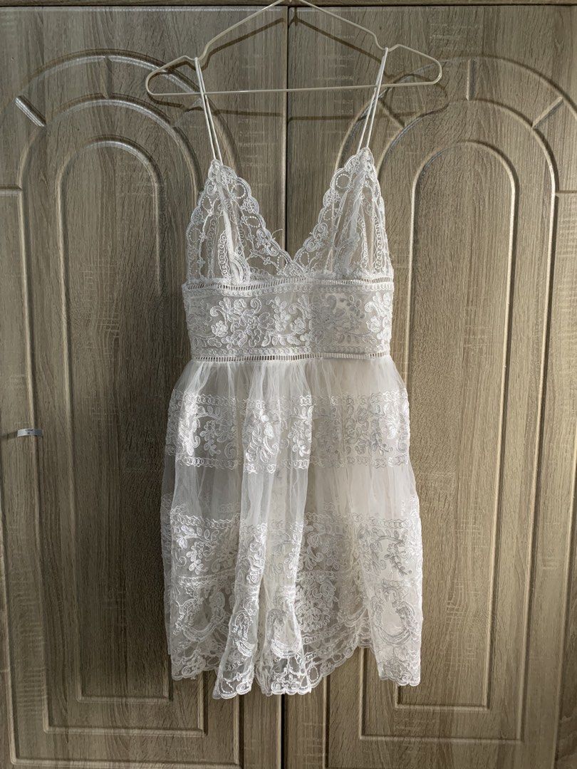 Sheer lace dress (Category: Dresses) located in Calasiao. Submitted by closetniporsh (Listing ID 1441660516, Image 3). Description: .