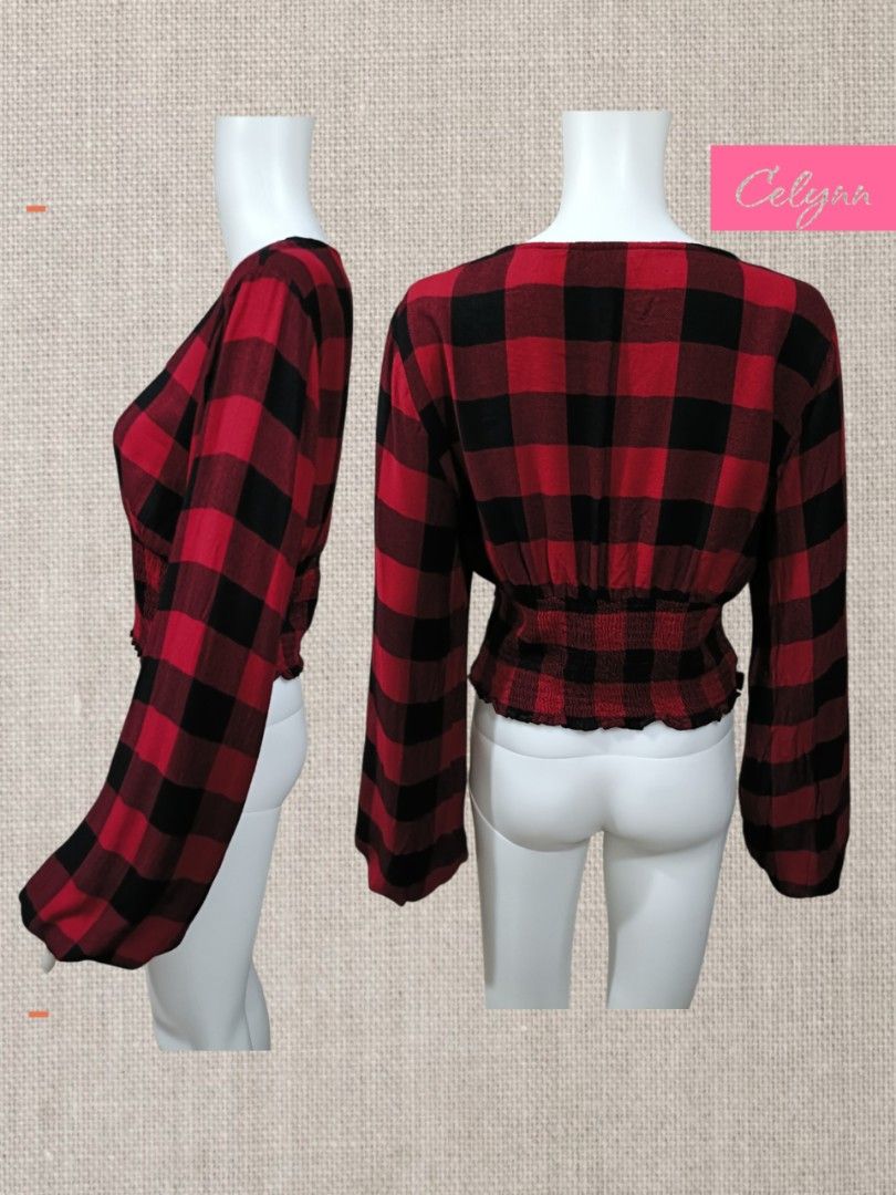 SIM & SAM Red Plaid Crop Top Long Sleeves Blouse; Large (Category: Blouses) located in Moncada. Submitted by celynn.collection (Listing ID 1441709178, Image 2). Description: ✅ PLEASE READ BEFORE ASKING! 😊 ----------------------------------------------------- 📍LOCATION: Pangasinan, Luzon ----------------------------------------------------- ✅ Clothes are THRIFTED or PRE-LOVED unless stated brand new. ---------------------------------------------