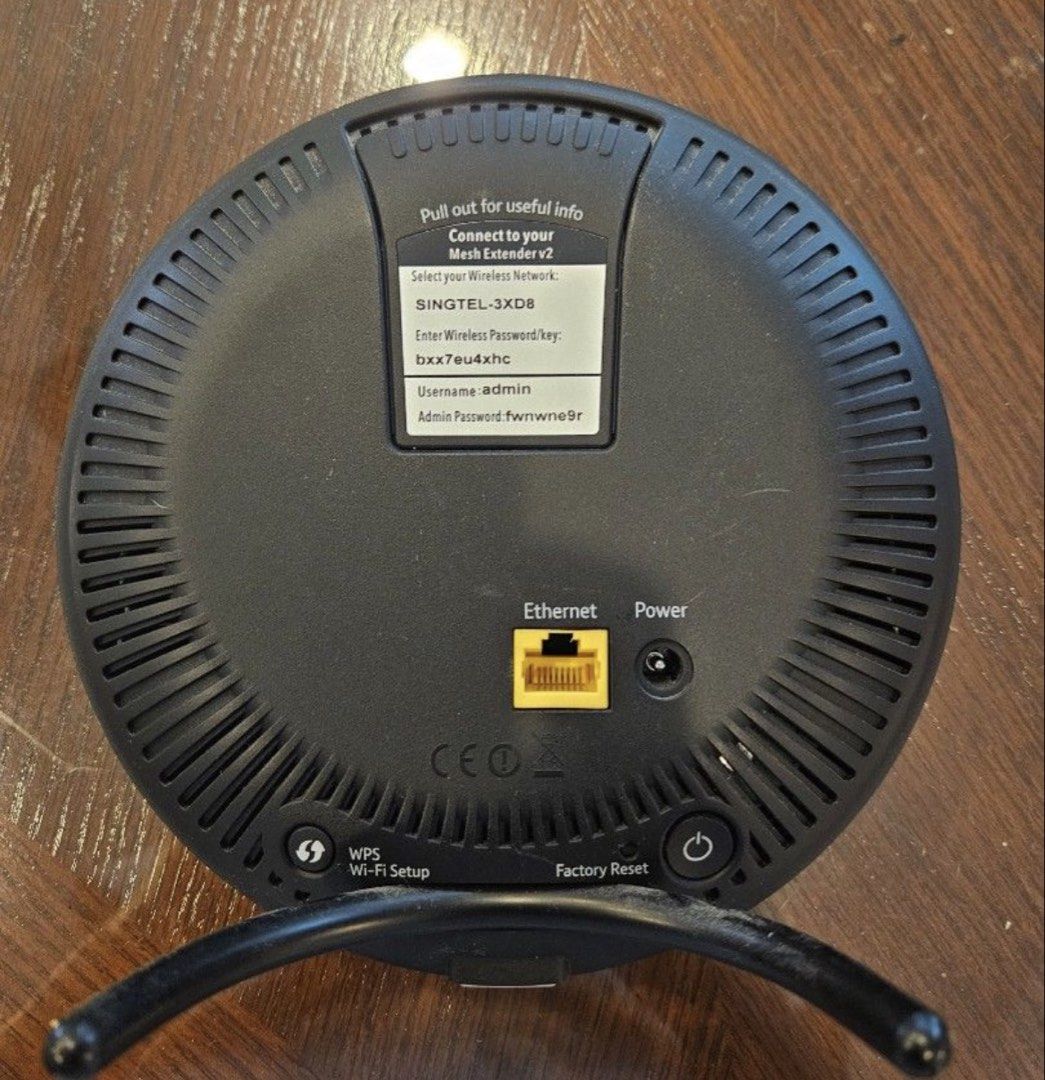 SingTel mesh extender wifi6472096284019927041