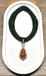 (Category: ) located in . Submitted by Shi_Shang_Jewelry (Listing ID 1441683352, Image 1). Description: .