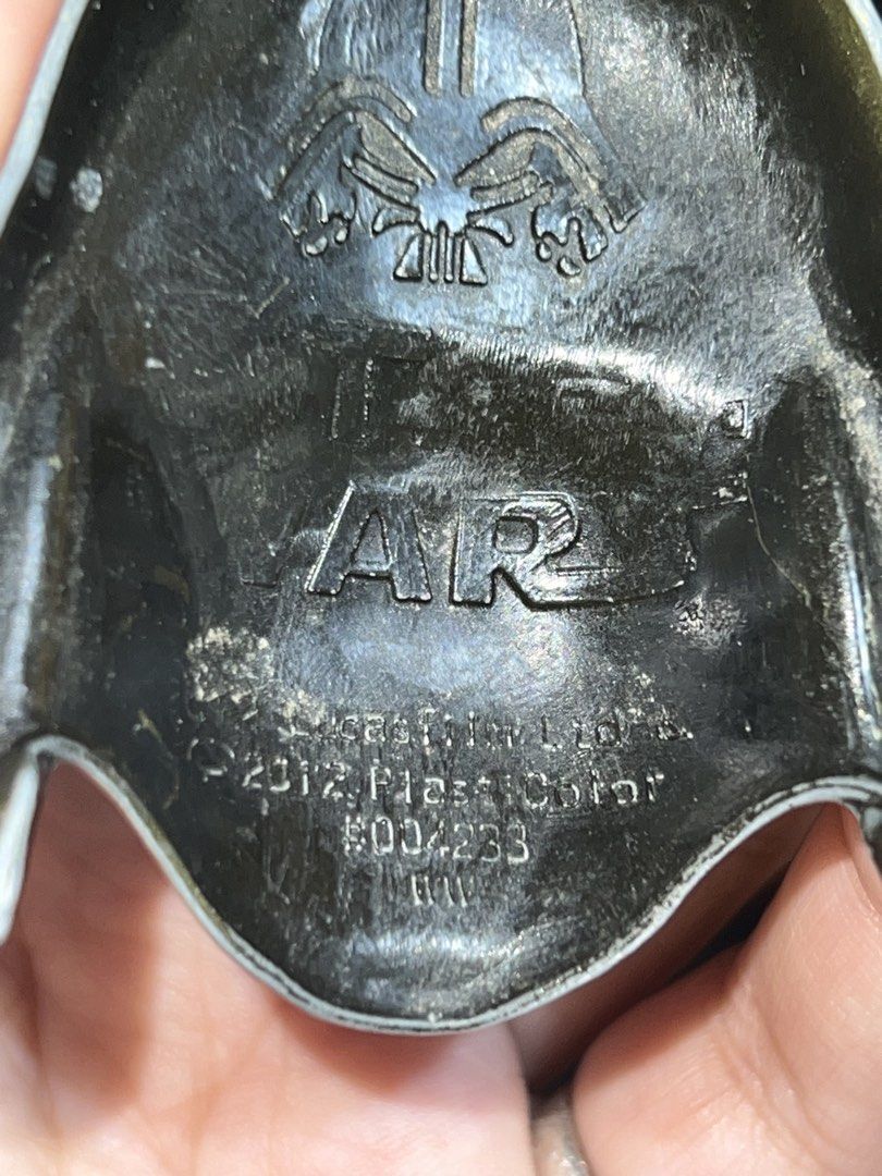 Star Wars Darth Vader helmet keychain, (Category: Western Merchandise) located in Rizal. Submitted by babamamanyingonlineshop (Listing ID 1441737836, Image 3). Description: 650 bronze-colored Star Wars Darth Vader helmet keychain, featuring a brushed metallic finish..