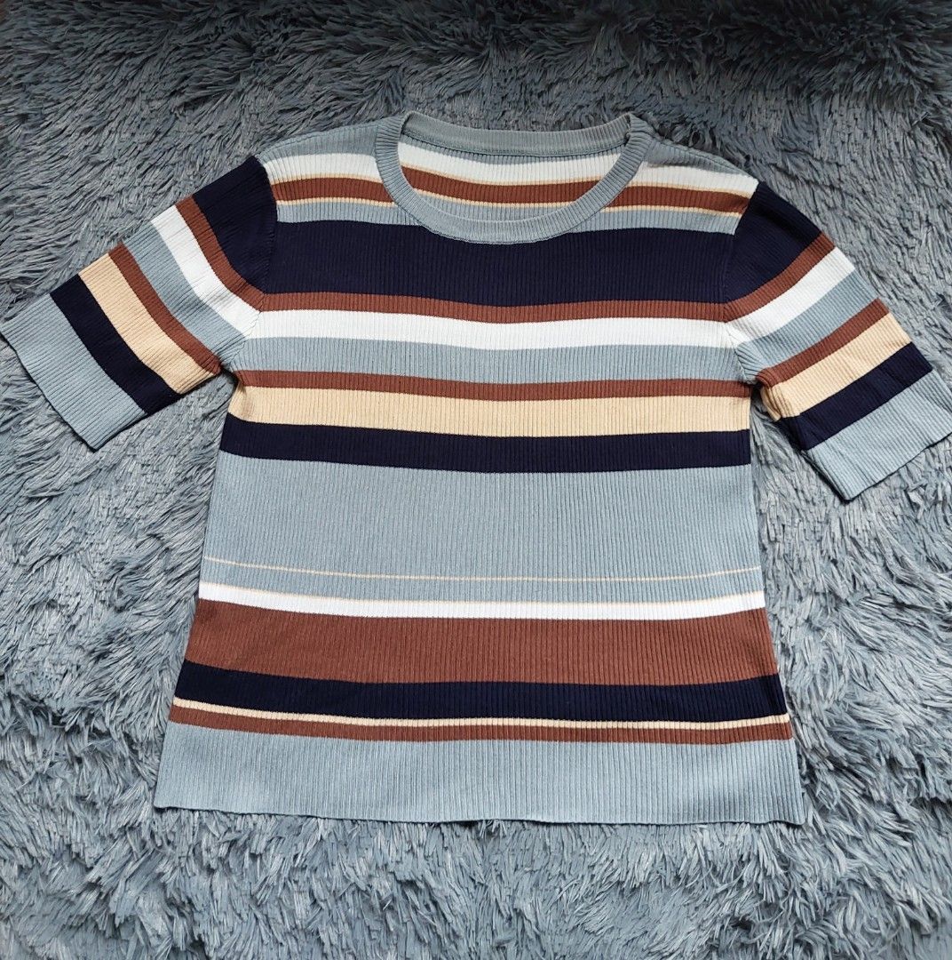 Striped Knit Top with Short Sleeves (Category: Blouses) located in Calasiao. Submitted by _annetastic_ (Listing ID 1441623997, Image 1). Description: Comfy stretch fabric 💖 Flattering fit 💖 Easy to pair with jeans, skirts, or trousers 💖 Timeless and classy look Preloved but still in excellent condition. A must-have wardrobe staple! Grab it before it's gone! 🛍️ size: small up.to.large.
