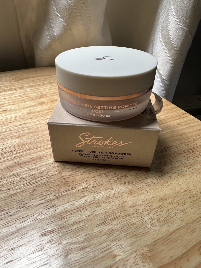 Strokes Perfect Veil Setting Powder Shade Rose (Category: Makeup) located in Cebu City. Submitted by cebucitybased (Listing ID 1441640587, Image 2). Description: Strokes Perfect Veil Setting Powder Mattifying and Blurring Velvet Translucent Loose Powder Shade: Rose Weight: 8.5g Brand New with intact inner plastic film Comes with generic Brush and 2 mini face puffs Expiration: 2027.