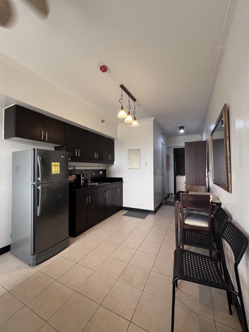 Studio unit for rent (Category: Apartments & Condos) located in Paranaque City. Submitted by rico.a1 (Listing ID 1441644846, Image 3). Description: Studio unit for Rent. 15k in Taguig city. Semi furnished 24sqm unit Payment terms: 1 month advance, 1 month deposit (preferably post dated check) Lease Term: Minimum of 1 year.
