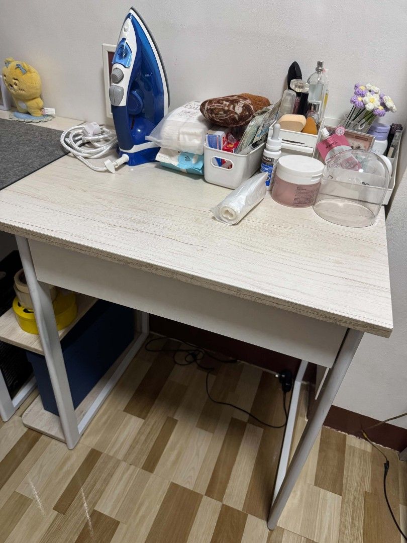 Study Table (Category: Tables & Sets) located in Manila. Submitted by chequeen (Listing ID 1441645167, Image 1). Description: Study table with drawer.