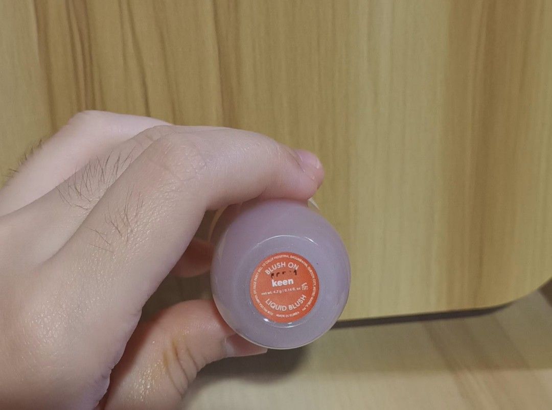 Sunnies Face Makeup Bundle (Category: Makeup) located in Manila. Submitted by _gie_ (Listing ID 1441738377, Image 3). Description: Blush on in the shade Keen: Lightly Used Eye Crayon: Barely used (naputol sa bottom end, so product may detached as it sticks to the cap when opened) MultiStick: Seashell (65% left), Buttermilk (50% left) Glidegloss: Tropic (swatched only), ‼️Tart (barely used - SOLD)‼️.