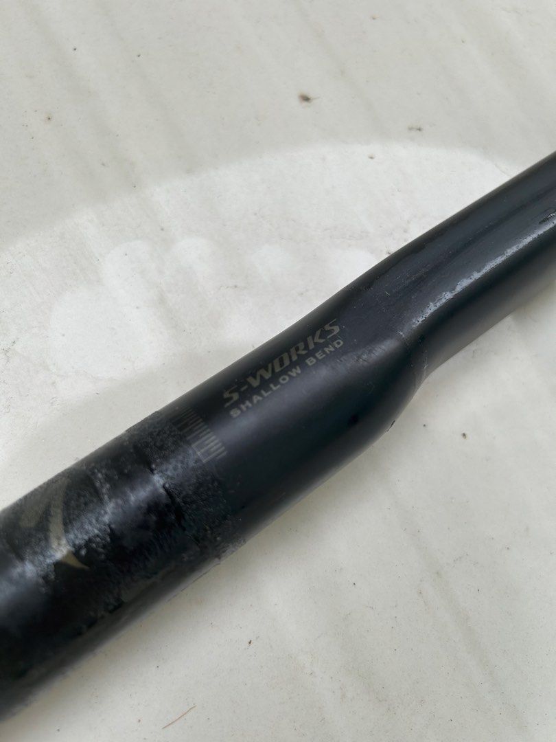 S-Works Shallow Bend Carbon Handlebar (Category: Parts & Accessories) located in Singapore. Submitted by whitearrows (Listing ID 1441643231, Image 2). Description: 44cm In good condition. No dents or cracks.