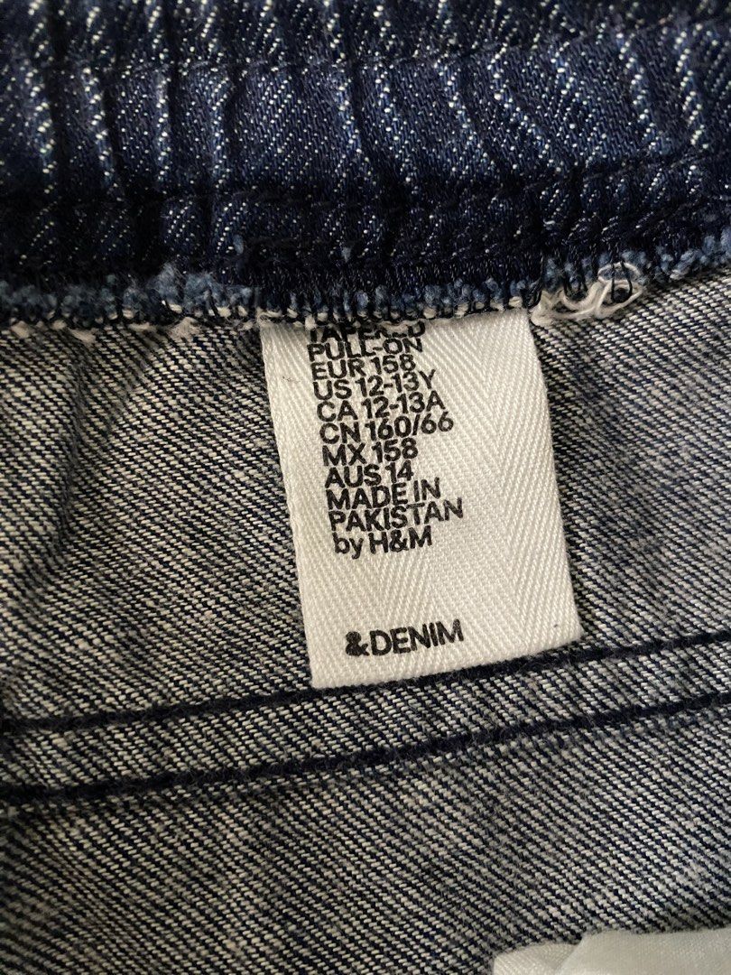 TAPERED PULL~ON PANTS (Category: Jeans) located in Las Pinas. Submitted by decluttermomsh (Listing ID 1441645870, Image 3). Description: H&M US 12-13 Y (waistline 28") length 37" pwede for teens pwede din small men payment thru gcash plus ahipping fee via gogoxpress or lalamove kung may sarili kayong courier pwede din po .