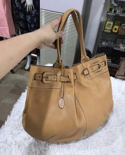 (Category: ) located in . Submitted by gcdeclutters_malolosbulacan (Listing ID 1441780331, Image 1). Description: .