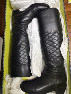 （分類：）位於 。 由 movingoutsale321 提交（商品編號 1441693855，圖片 1）。簡介： 。