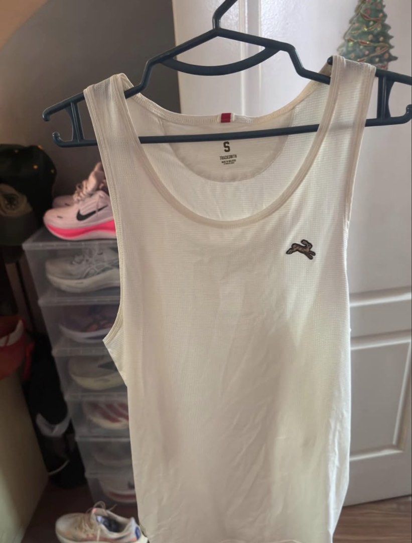 Tracksmith twilight tank (Category: Activewear) located in Las Pinas. Submitted by PeterPan21 (Listing ID 1441636980, Image 1). Description: twilight tank by tracksmith size S Rfs: prefer fit of van cortlandt tank.