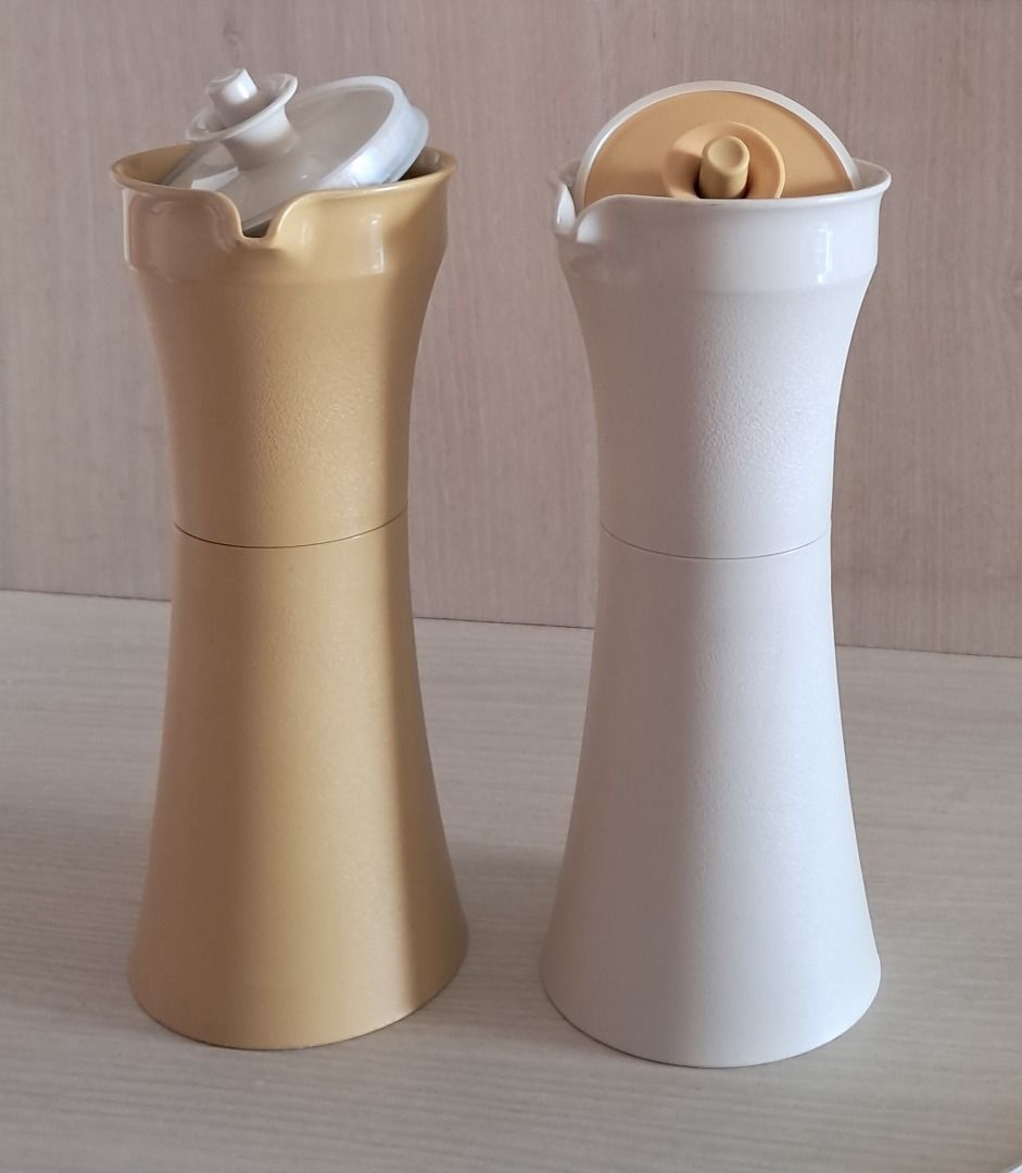 Tupperware Jugs471796806908661760