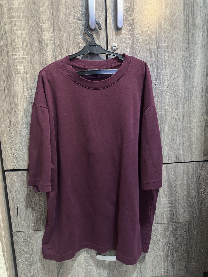 Uniqlo Airism Shirts (Category: Tshirts & Polo Shirts ) located in Manila. Submitted by anobodyxdc (Listing ID 1441748729, Image 1). Description: Decluttering Uniqlo Airism Shirts colors: Maroon, Beige, Blue,Grey, Olive Green, White 2x All in good condition All sizes are XL except for Grey size L P250 per pc get 2 for P400 get 3 for P650 get all 7 for P1,200 QC/Sampaloc MNL loc Shipping shouldered by buyee .