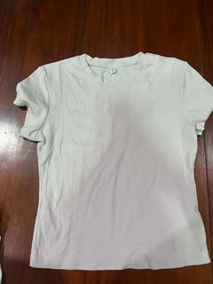 (Category: ) located in . Submitted by sellerclothes07 (Listing ID 1441659354, Image 1). Description: .