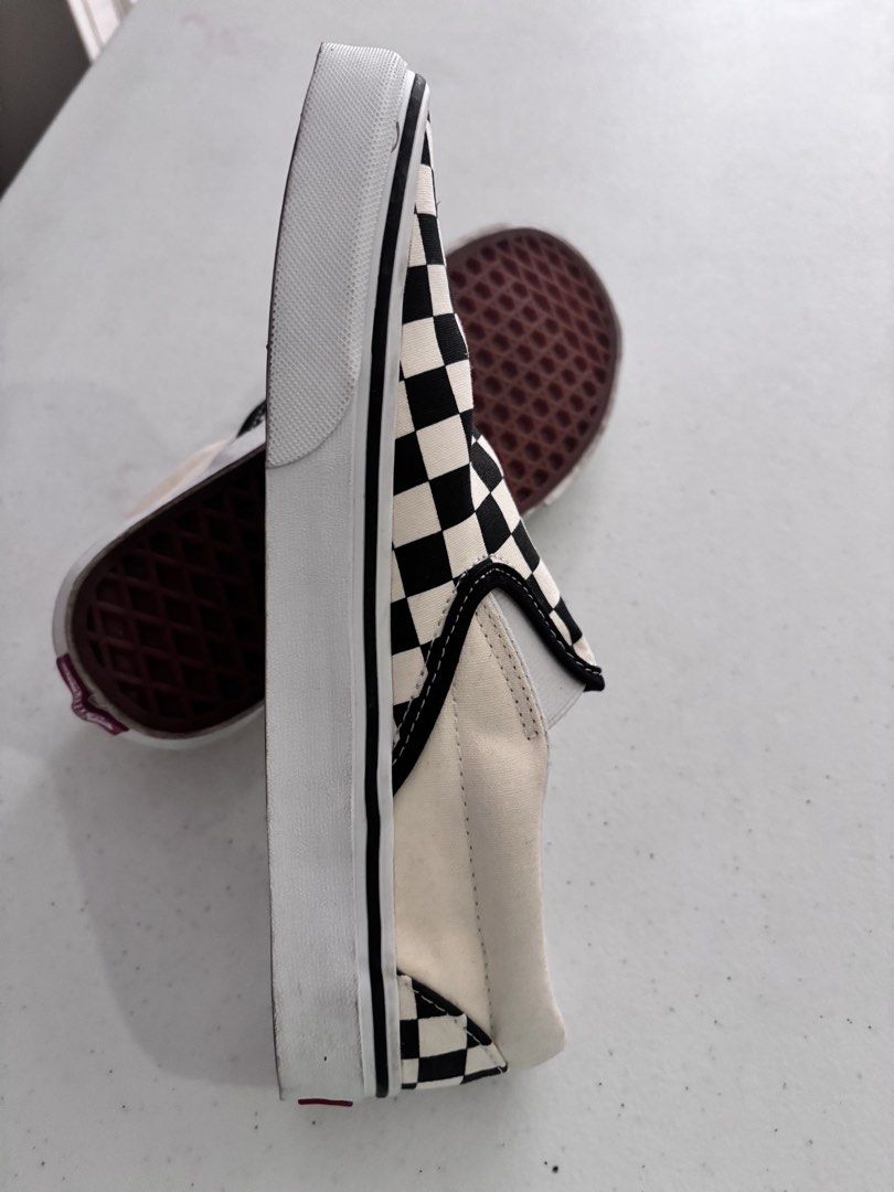 Unisex Vans original shoes (Category: Sneakers) located in Quezon City. Submitted by miss.fullmoon (Listing ID 1441588937, Image 3). Description: Size US Men 7.5 Women 9.