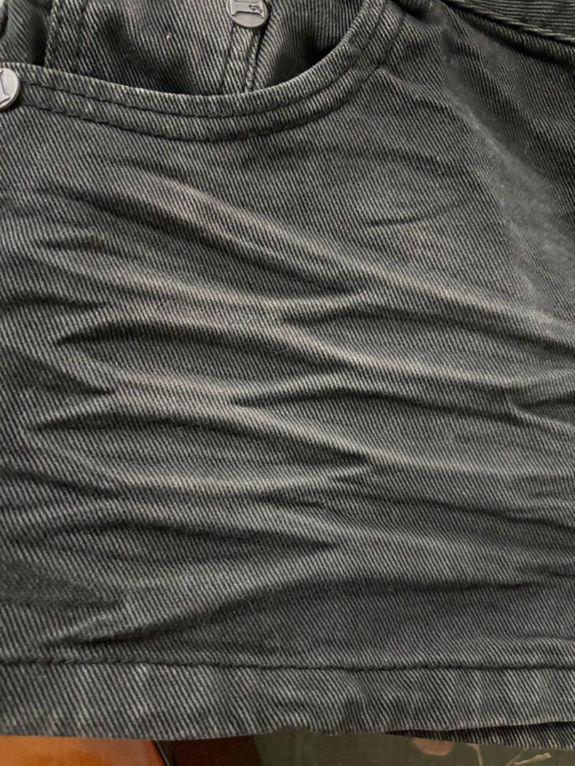 Vintage Black Micro Denim Skirt (Category: Skirts) located in Manila. Submitted by partynext.wear (Listing ID 1441749450, Image 2). Description: Vintage Black Micro Denim Skirt Like New Color rate 10/10 Size: 31 Length: 11" inches Textured Design.