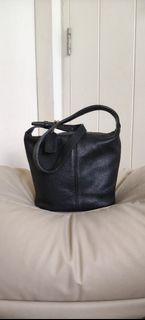 (Category: ) located in . Submitted by preloved2600 (Listing ID 1441591155, Image 1). Description: .
