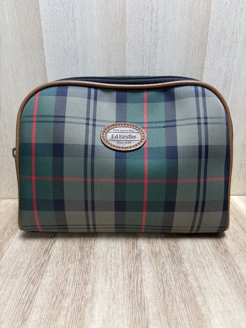 Vintage Ed Kruger "Wild Sports Bag" Plaid Toiletry Pouch / Cosmetic Case (Category: Luxury Bags & Wallets) located in Mangaldan. Submitted by thriflip_online_shop (Listing ID 1441648544, Image 1). Description: Pre-loved item! Expect sign of wear! What you see is what you get! Size: 21 cm x 16 cm x 6 cm .