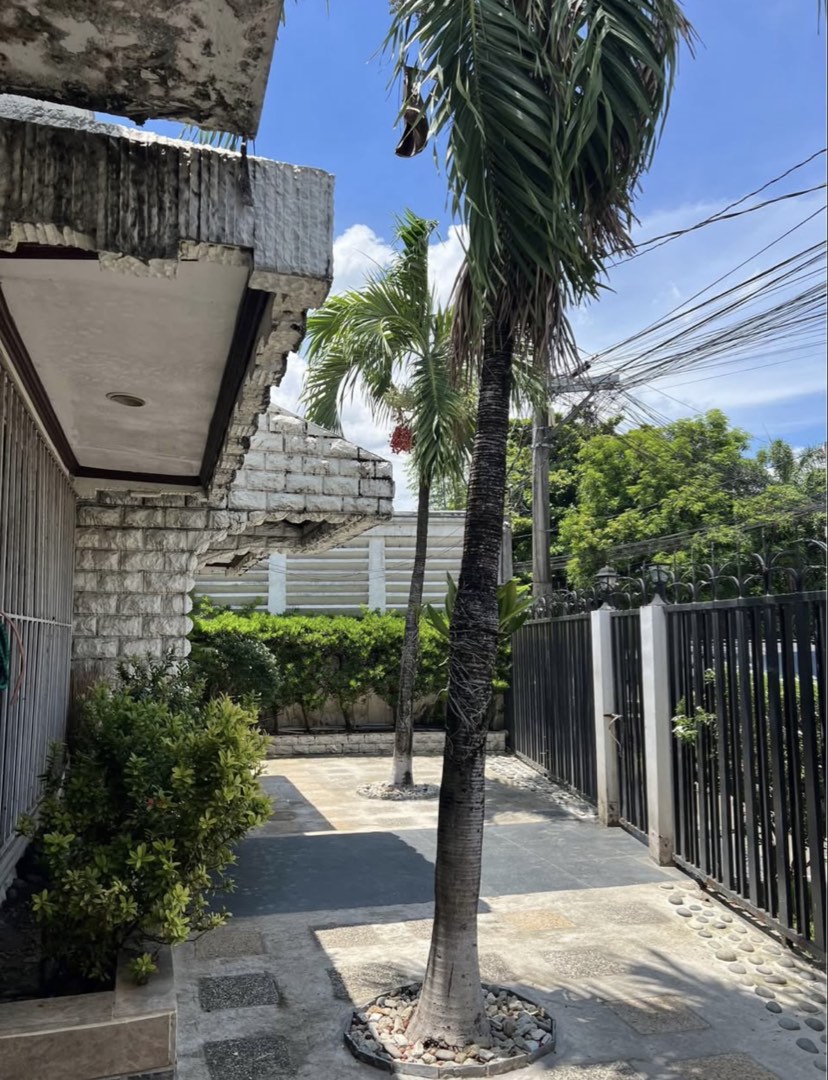 (Category: ) located in . Submitted by cstl99 (Listing ID 1441767430, Image 1). Description: .