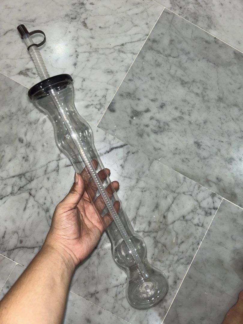 Water bottle472055565119672320