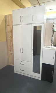 (Category: ) located in . Submitted by joggerislandfurniture (Listing ID 1441660231, Image 1). Description: .