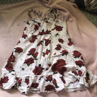 (Category: ) located in . Submitted by lowkey_sustainable (Listing ID 1441748445, Image 1). Description: .