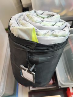 （分類：）位於 。 由 bolddog.122508 提交（商品編號 1441623657，圖片 1）。簡介： 。