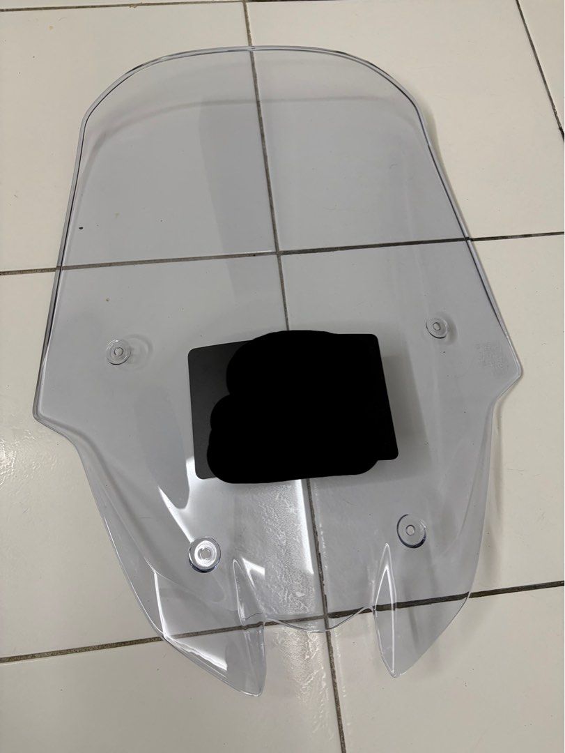 Xmax Windshield Clear (Category: Motorbikes) located in Kuala Lumpur. Submitted by hisham5566 (Listing ID 1441644029, Image 1). Description: Windshield usia sehari Condition 10/10 Nego nego Location kajang bangi cheras.