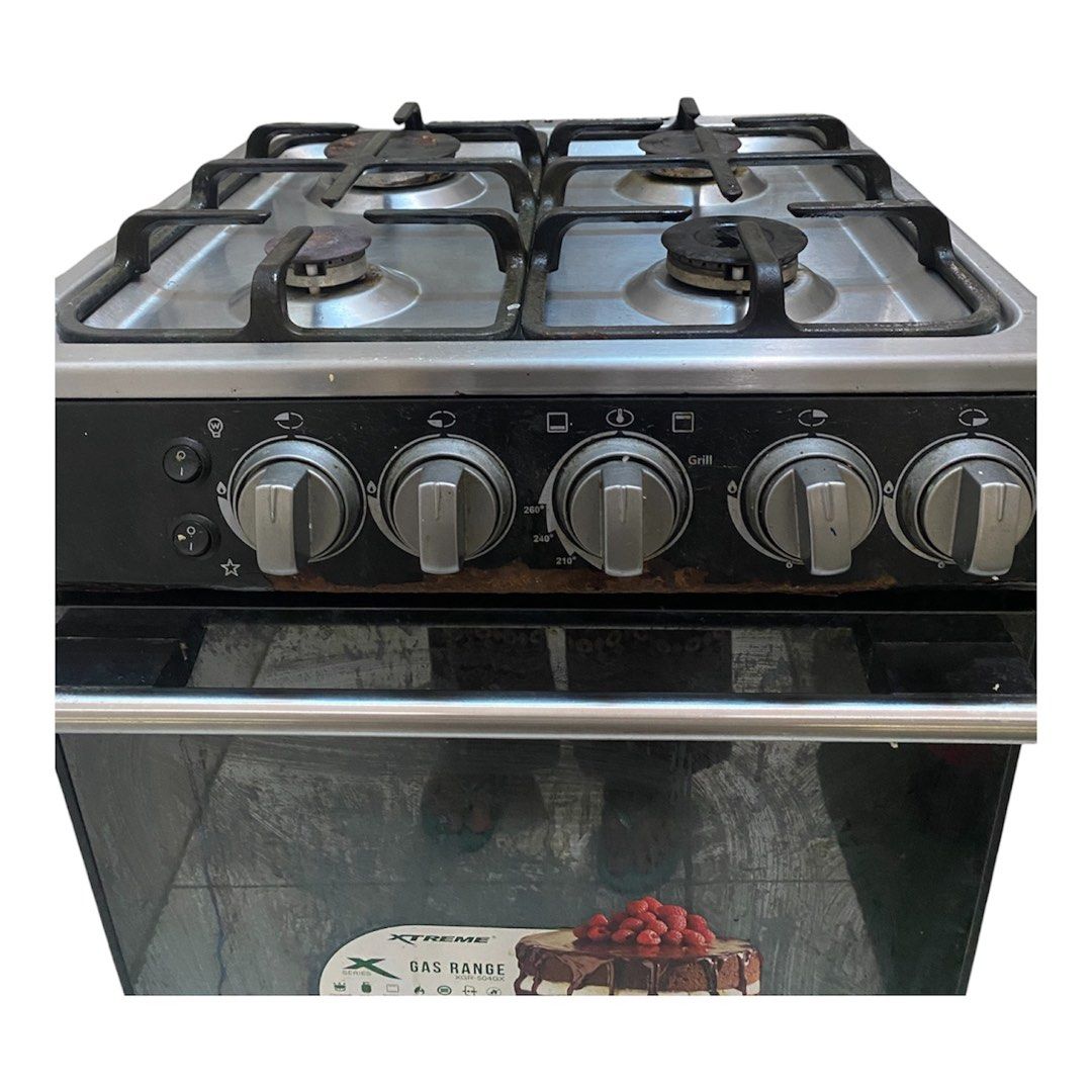 Xtreme 4-burner Gas Range (Category: Ovens & Toasters) located in Quezon City. Submitted by challelscloset (Listing ID 1441605869, Image 3). Description: Issue: Chipped paint on the knob area. In good working condition. Send dm for video. RFS: moving out ❗️ for metro manila buyers only.